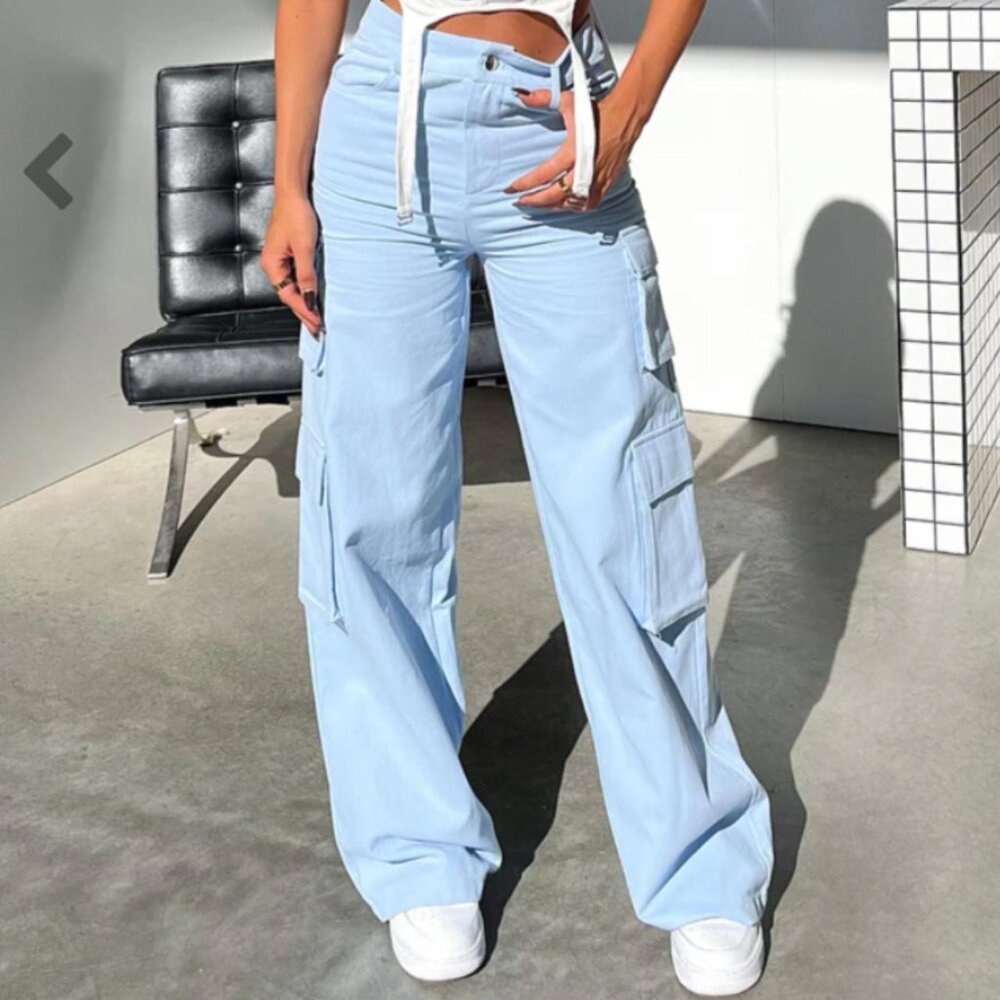 Venus Cargo Pants in pastel blue — size 0